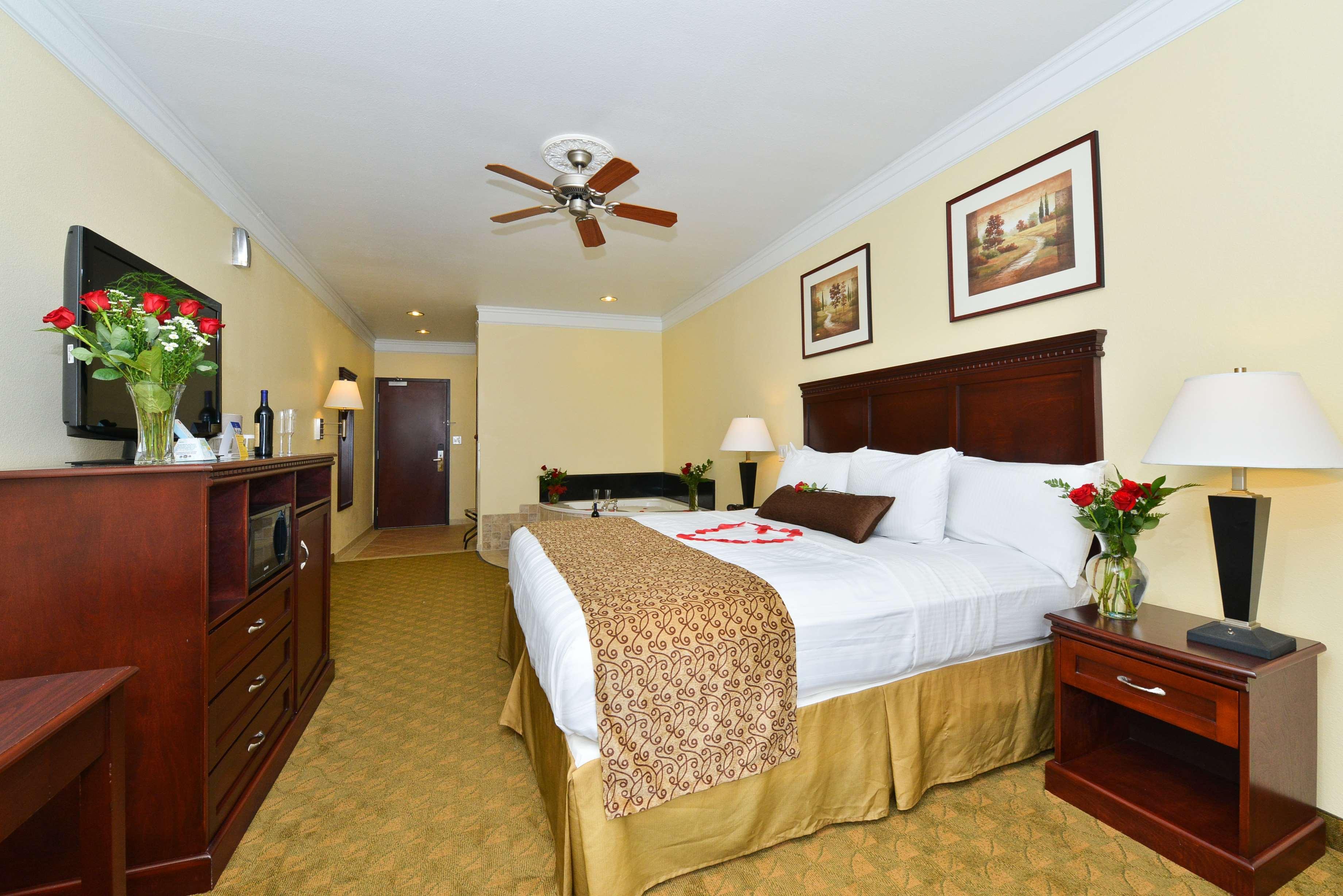 Best Western Lone Star Inn Edna Exteriör bild